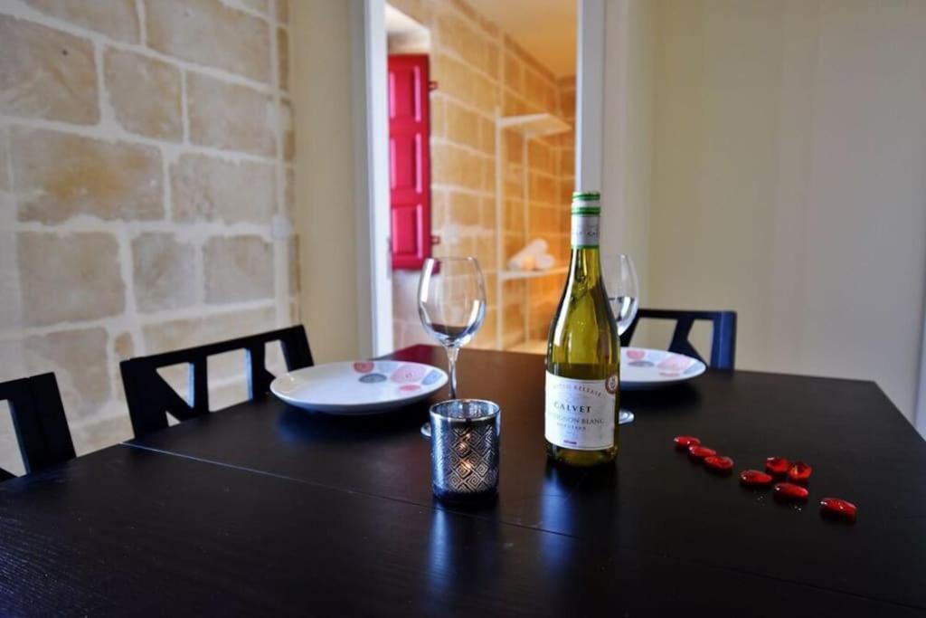 Vallettastay - Lucky Star Two Bedroom Apartment 403 ภายนอก รูปภาพ